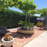 Refugio Con Casitas Infantiles Zamora