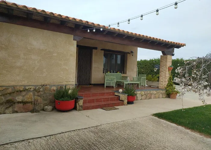 Refugio Con Casitas Infantiles Дом отдыха *